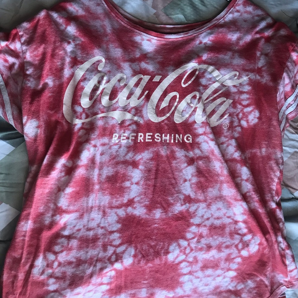 XXL Coca Cola shirt.
